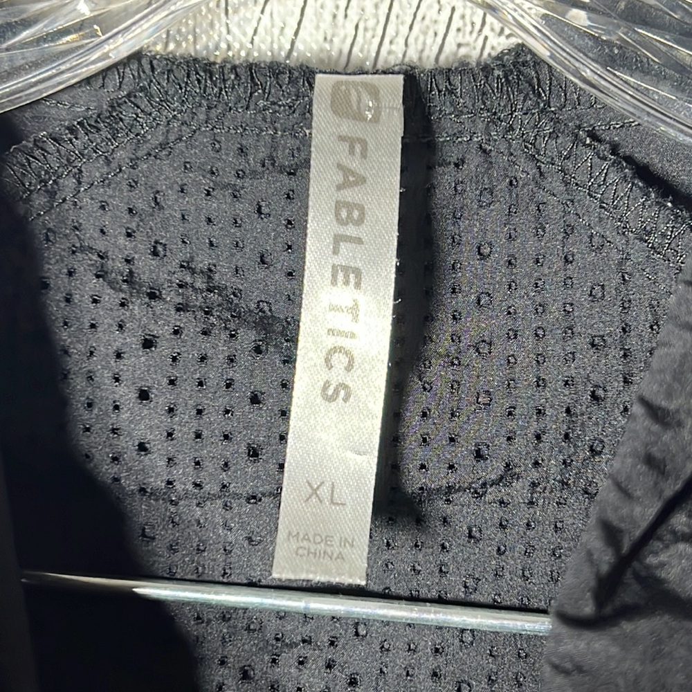 Fabletics Black Zip Up Windbreaker Jacket Size Xl - image 3